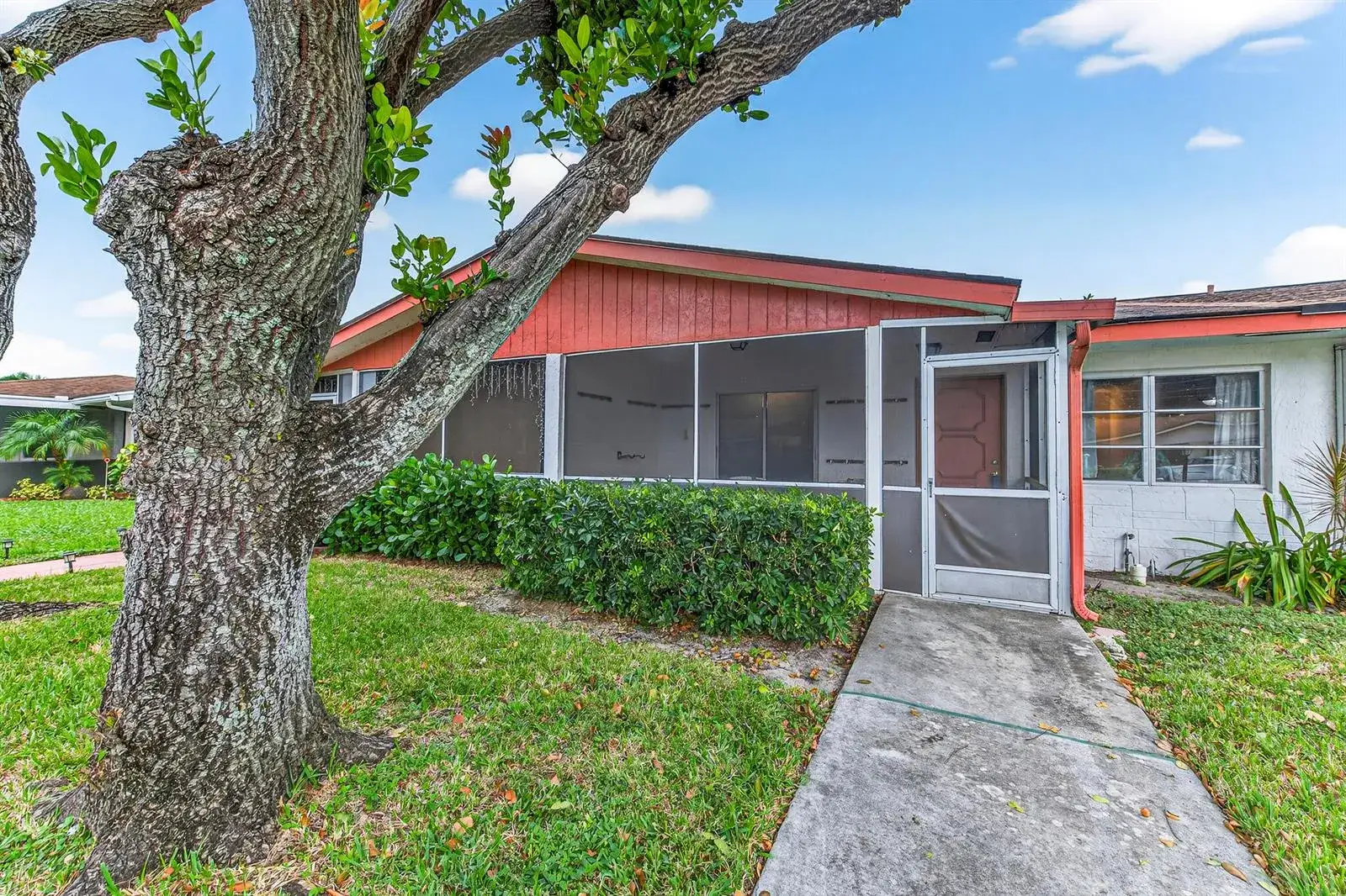 2 bedroom 2 bath Residential for sale at 14236 Campanelli Drive, Delray Beach FL 33484