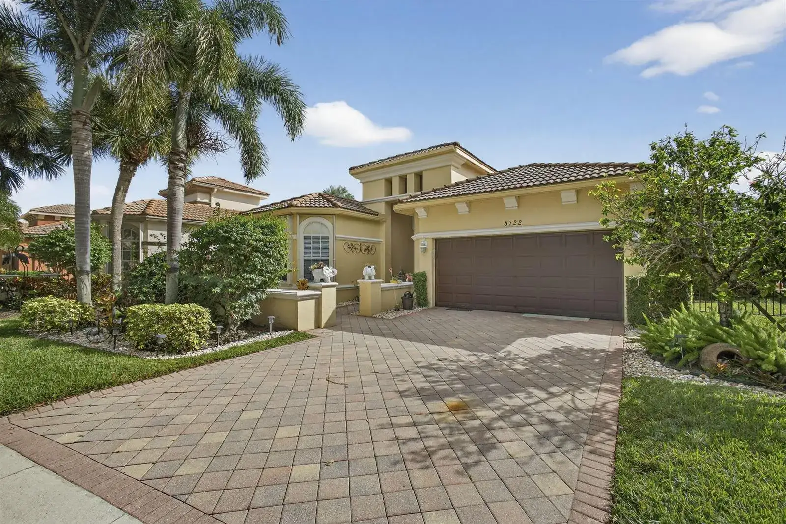 2 bedroom 2 bath Residential for sale at 8722 Via Brilliante, Wellington FL 33411