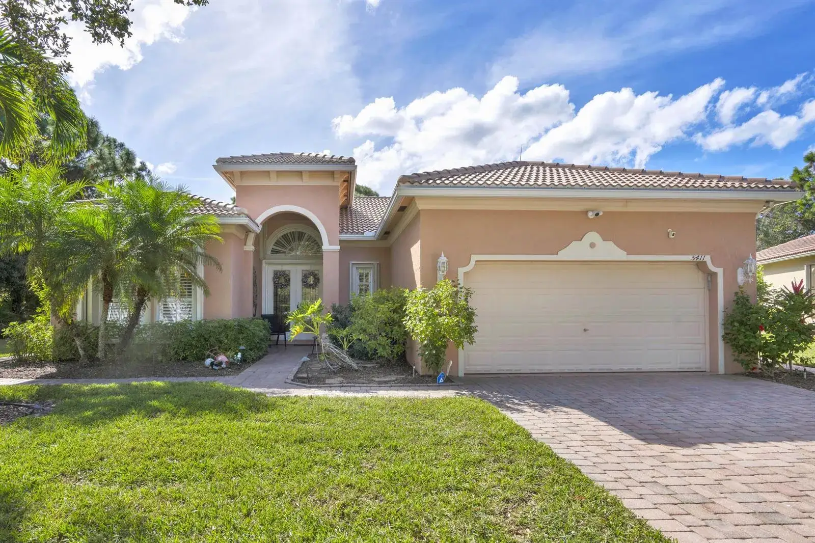 3 bedroom 2 bath Residential for sale at 5411 Place Lake Drive, Fort Pierce FL 34951