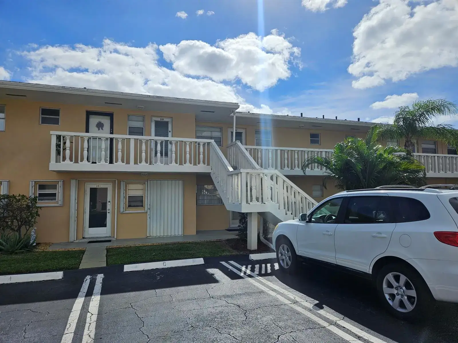 1 bedroom 1 bath Residential for sale at 2182 NE 1st Way # 202, Boynton Beach FL 33435