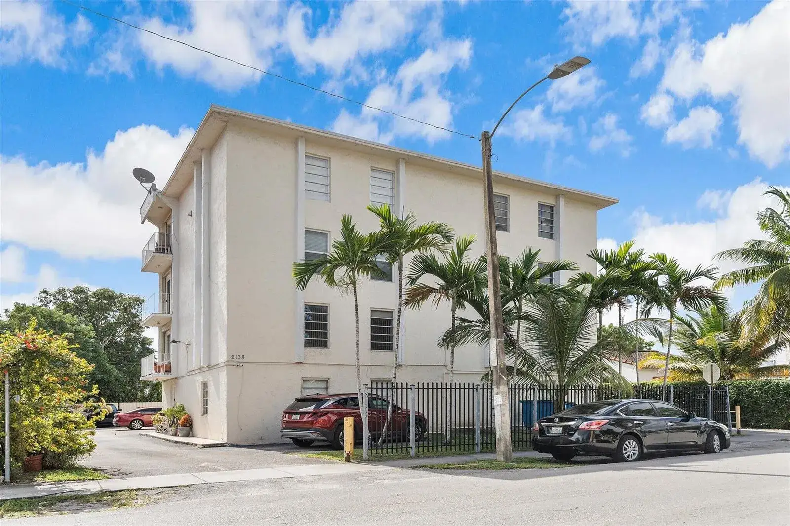2 bedroom 1 bath Residential for sale at 2138 SW 6th Street # 301, Miami FL 33135