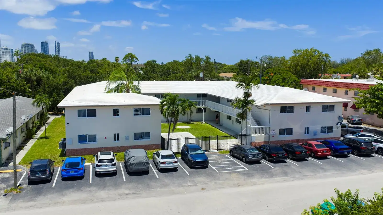 811 SE 16th Street, Fort Lauderdale FL 33316