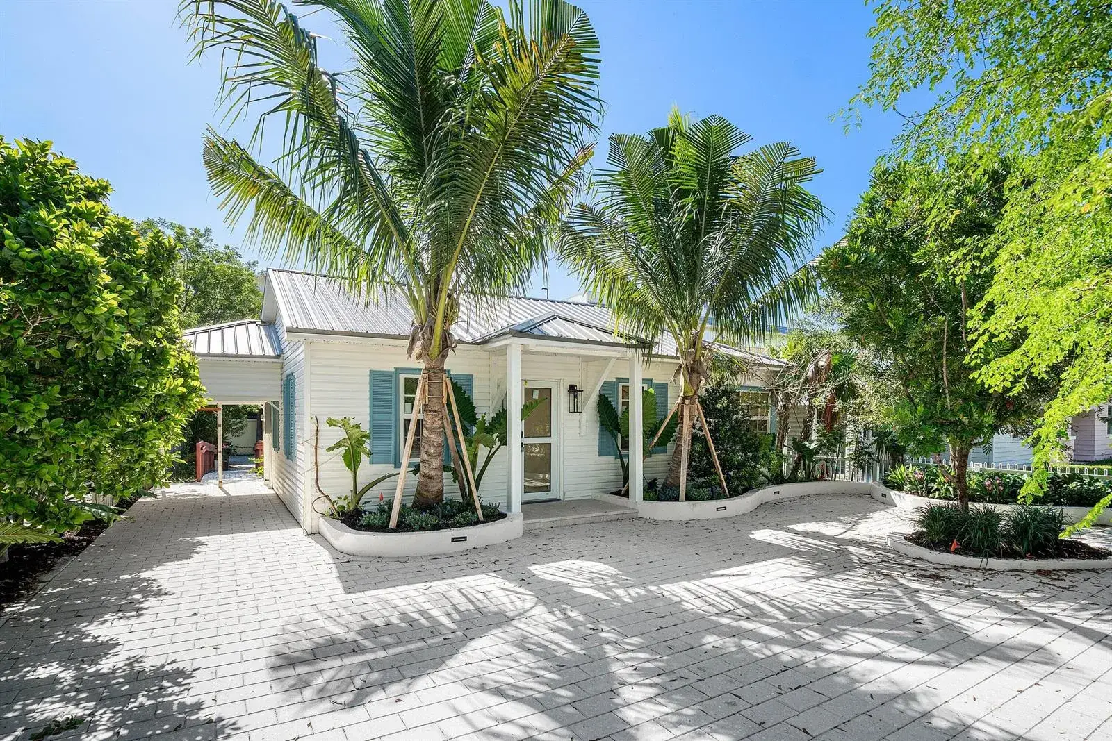 Commercial Sale for sale at 23 S Swinton Avenue, Delray Beach FL 33444