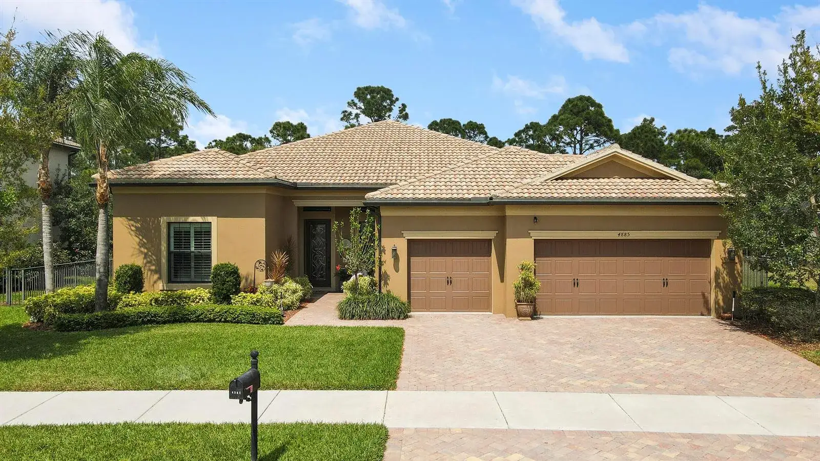 4 bedroom 3 bath Residential for sale at 4885 SW Gossamer Circle, Palm City FL 34990
