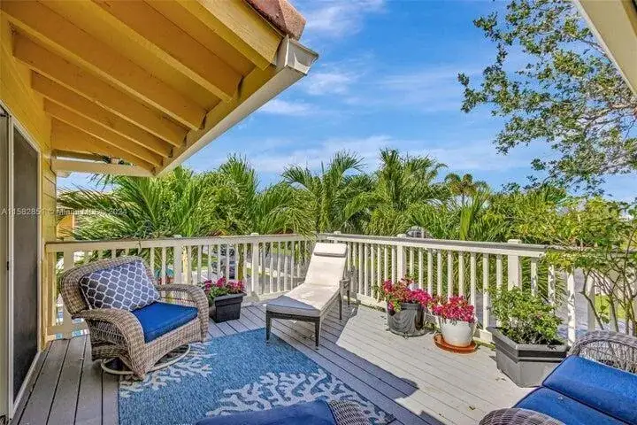 2 bedroom 2 bath Residential Lease for rent at 237 Seabreeze Circle, Jupiter FL 33477