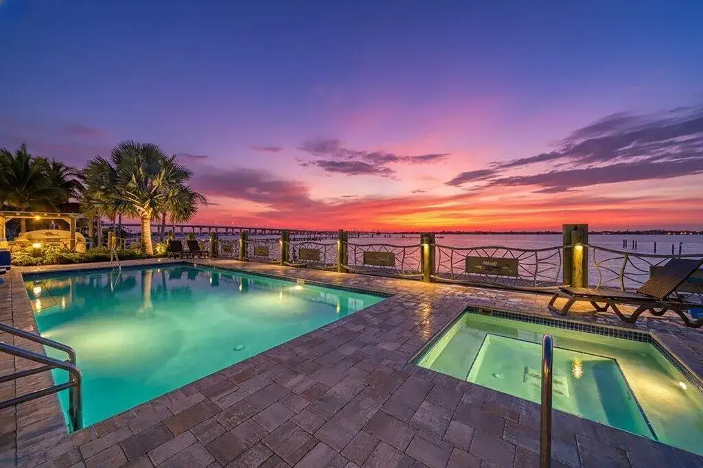 41 SW Seminole Street # 205, Stuart FL 34994