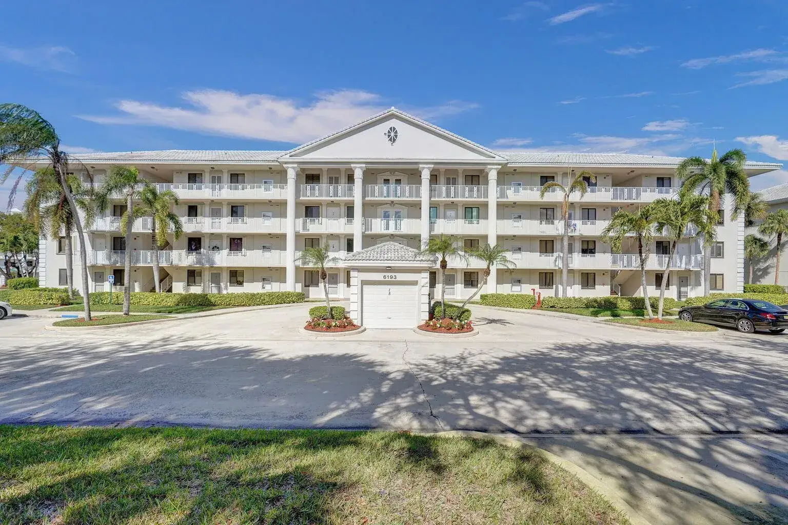 2 bedroom 2 bath Residential for sale at 6193 Balboa Circle # 201, Boca Raton FL 33433