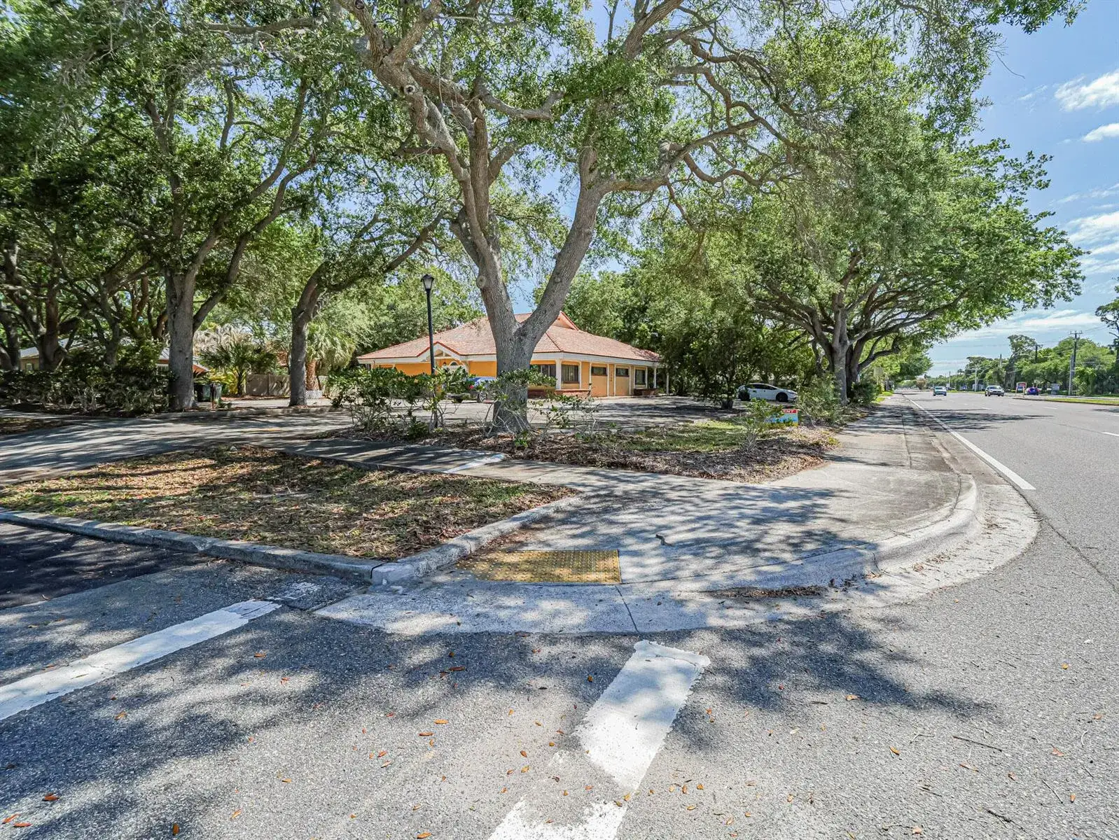 Commercial Sale for sale at 3660 20th Street, Vero Beach FL 32960