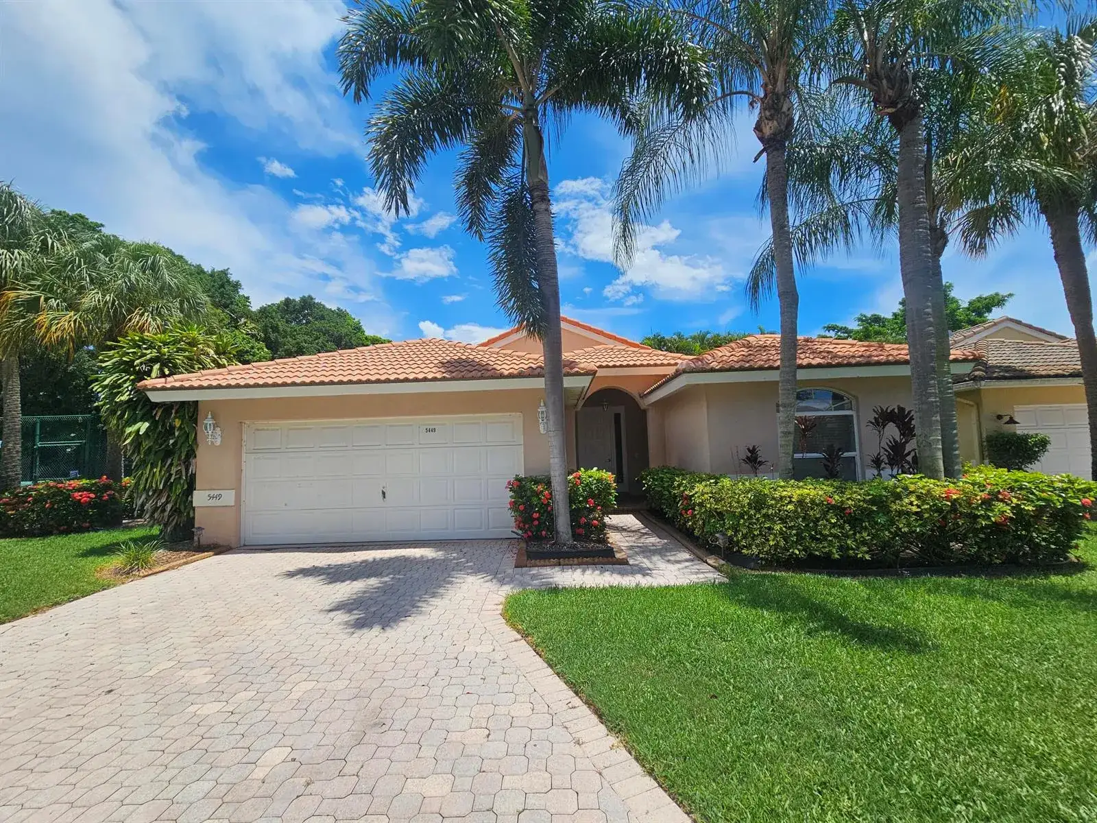 3 bedroom 2 bath Residential Lease for rent at 5449 Grande Palm Circle, Delray Beach FL 33484
