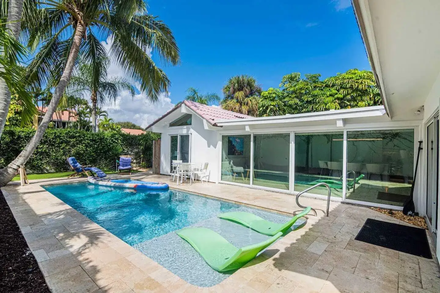 2 bedroom 2 bath Residential Lease for rent at 103 W Sandpiper Circle W, Jupiter FL 33477