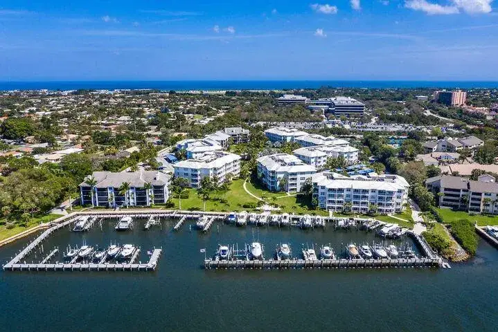 3 bedroom 3 bath Residential Lease for rent at 834 Bay Colony Drive S, Juno Beach FL 33408