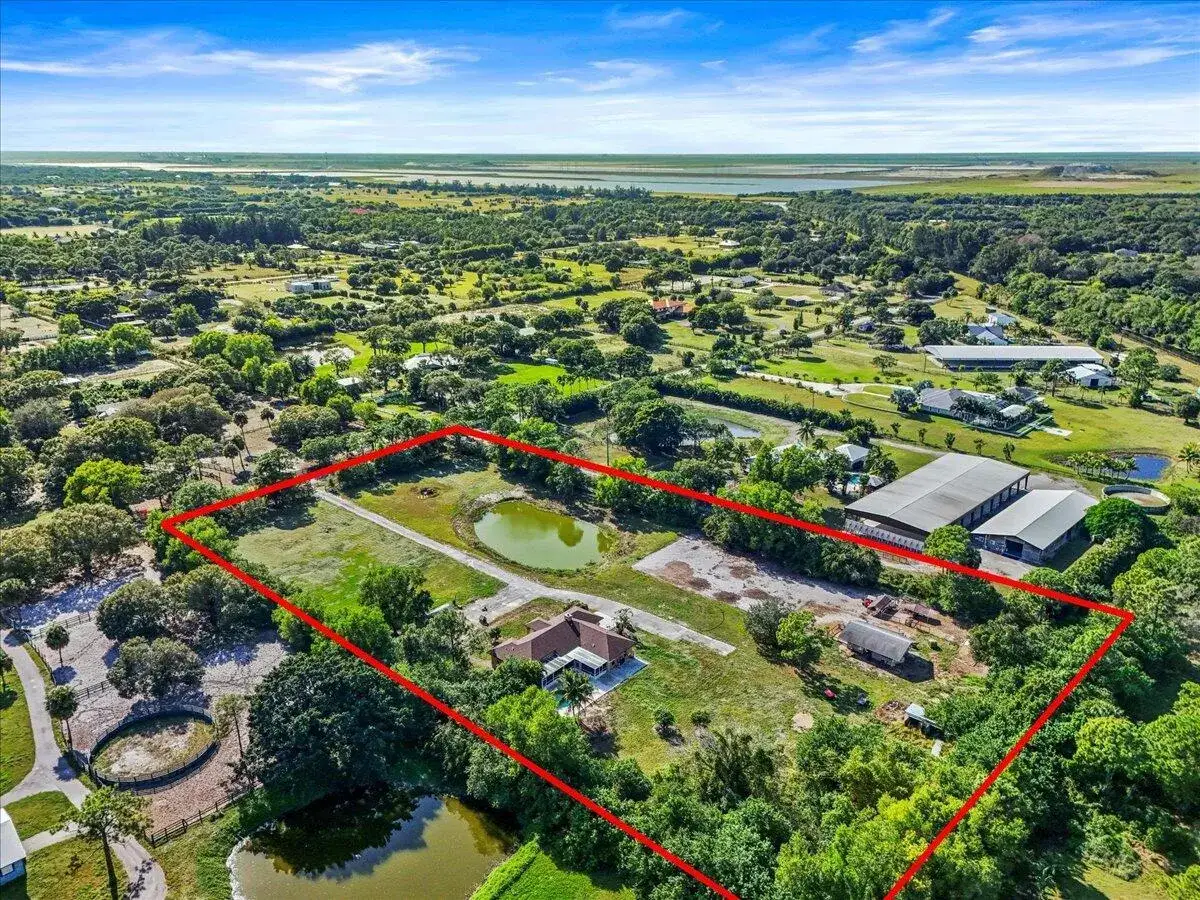 3 bedroom 3 bath Residential for sale at 19187 Capet Creek Court, Loxahatchee FL 33470