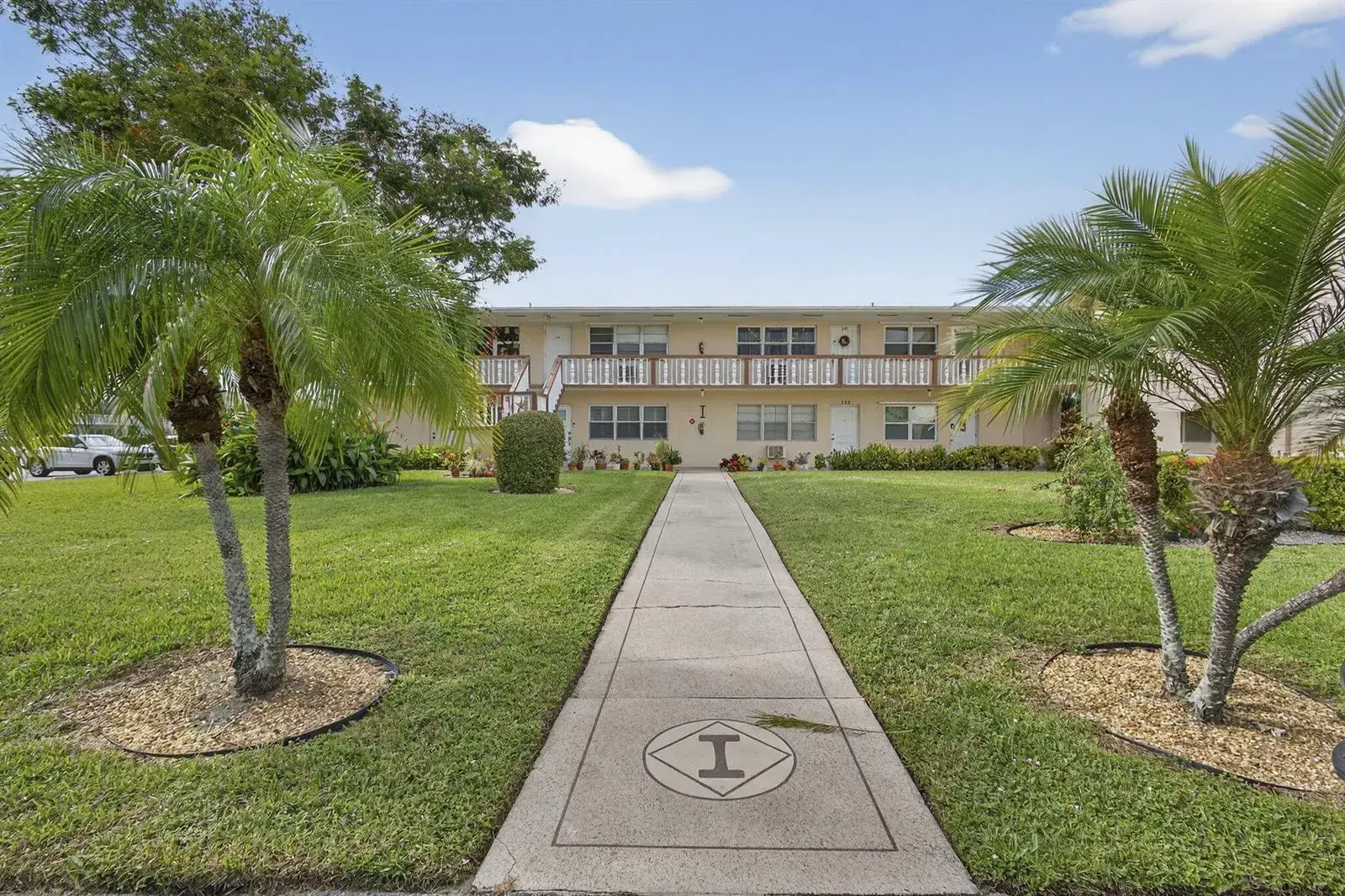 2 bedroom 2 bath Residential for sale at 193 Easthampton I, West Palm Beach FL 33417