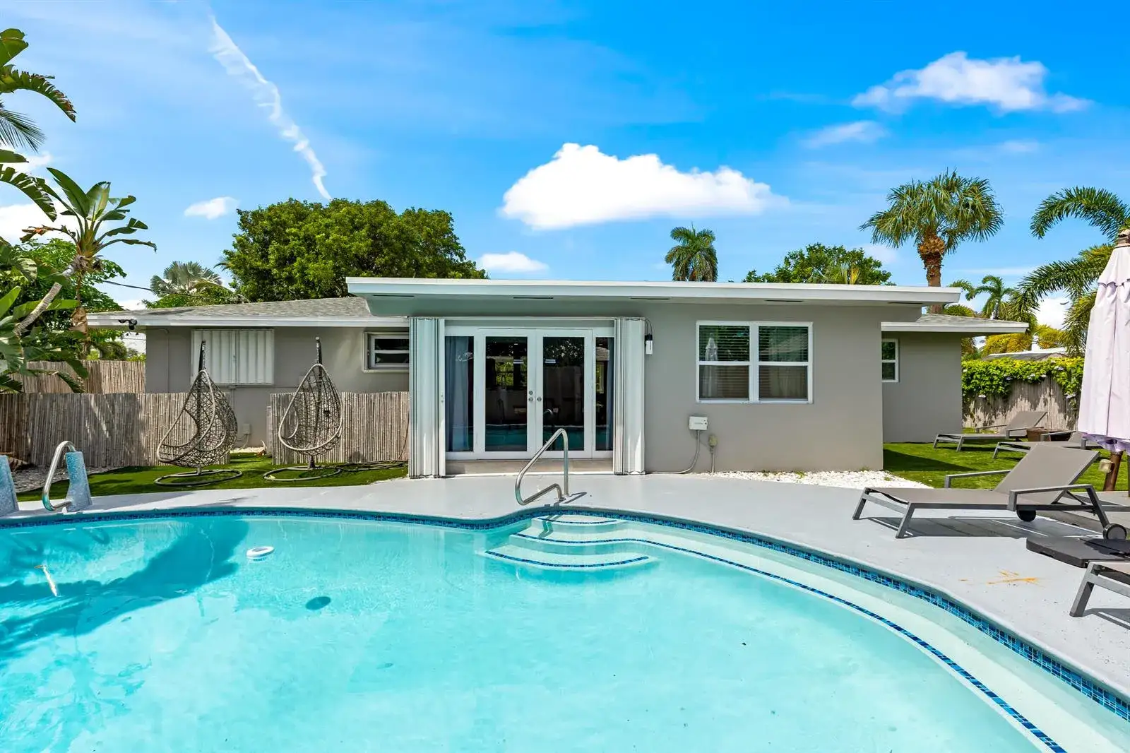 3 bedroom 2 bath Residential Lease for rent at 1800 NE 28th Avenue, Pompano Beach FL 33062