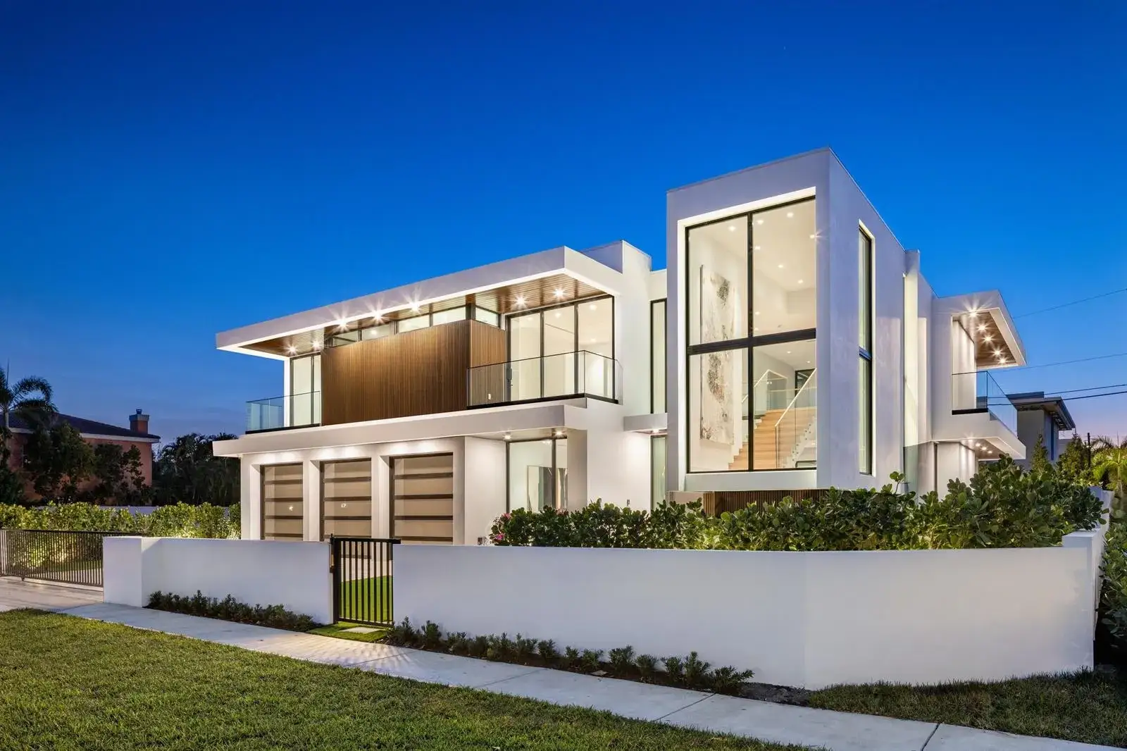 6 bedroom 6 bath Residential for sale at 1099 NE 4th Avenue, Boca Raton FL 33432