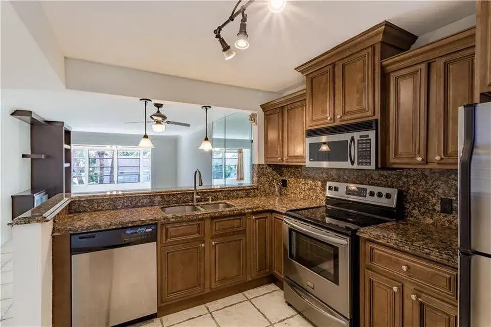 1 bedroom 1 bath Residential for sale at 2800 Fiore Way # 2060, Delray Beach FL 33445