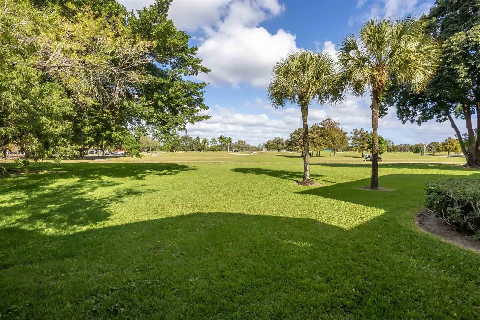 2 bedroom 2 bath Residential for sale at 5881 Parkwalk Drive, Boynton Beach FL 33472