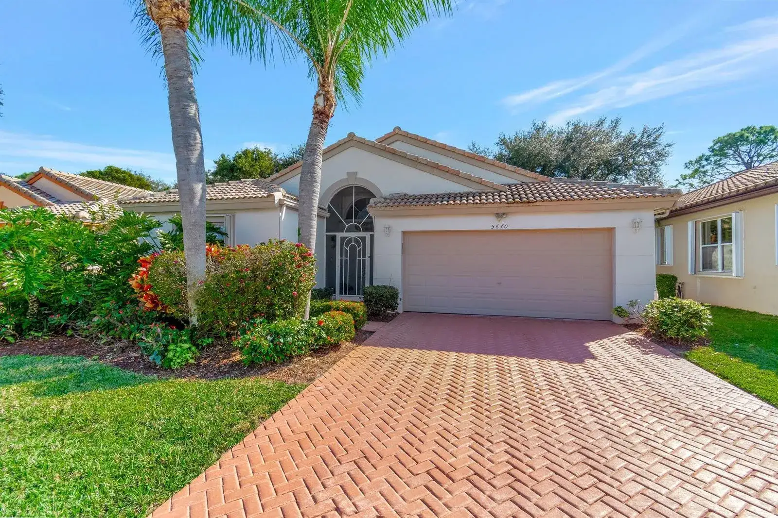 3 bedroom 2 bath Residential for sale at 5670 Swaying Palm Lane, Boynton Beach FL 33437