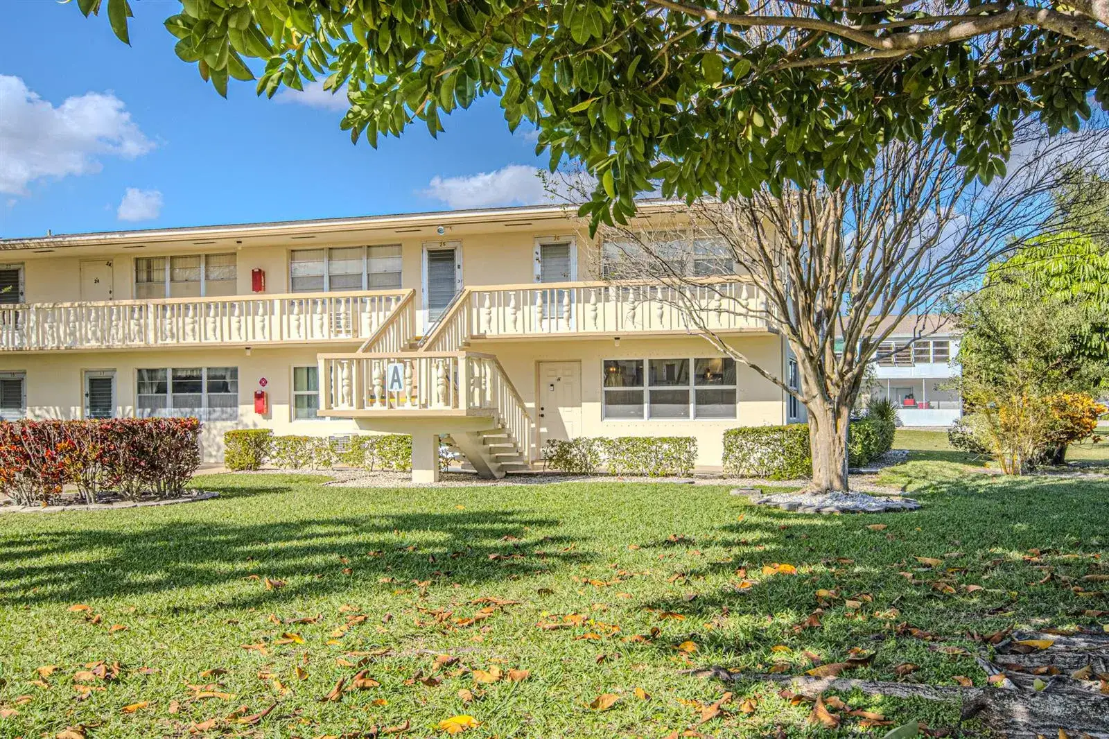 1 bedroom 1 bath Residential for sale at 13 Northampton A # A, West Palm Beach FL 33417