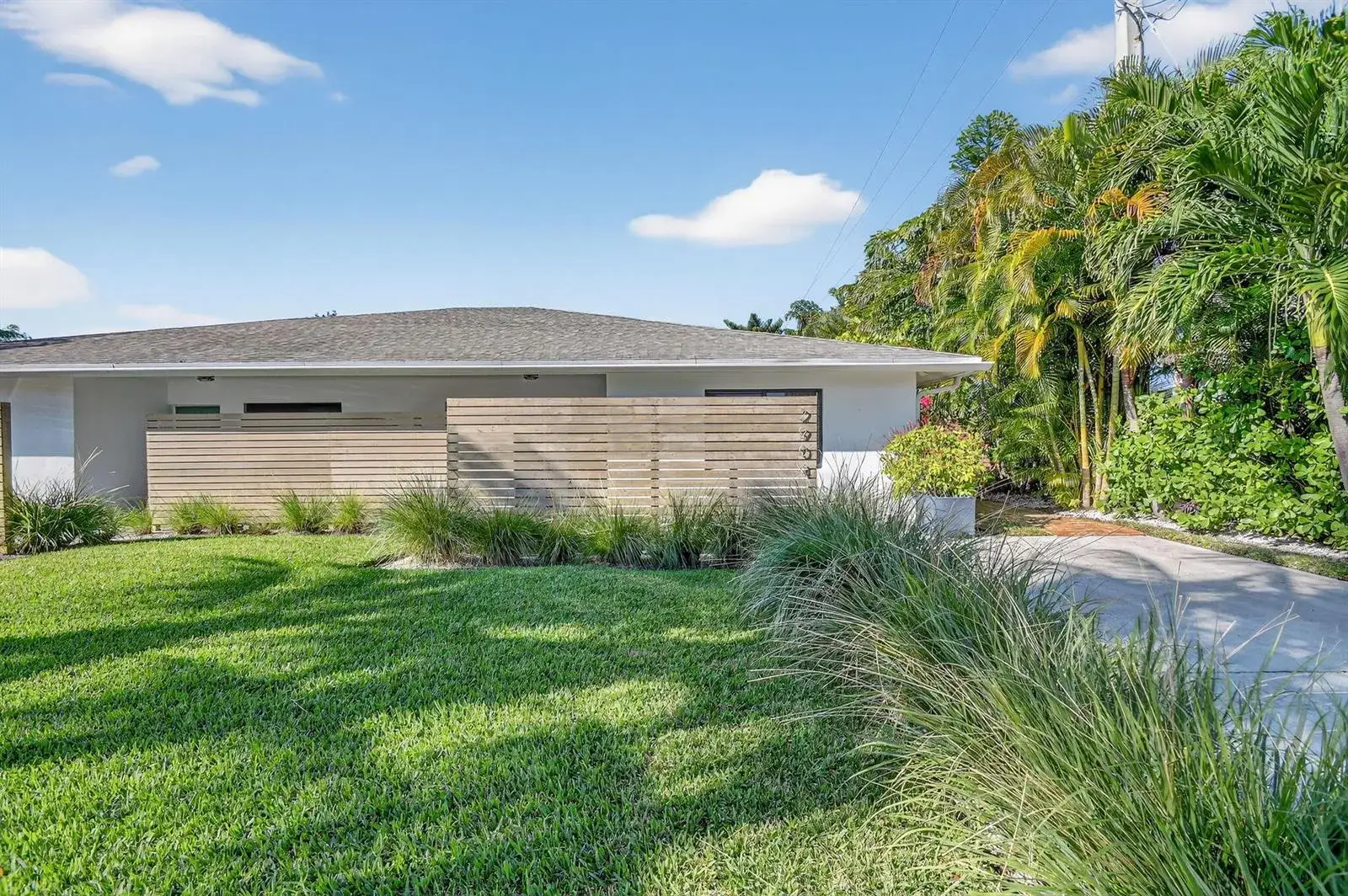 3 bedroom 2 bath Residential Lease for rent at 2904 Spanish Trail, Delray Beach FL 33483