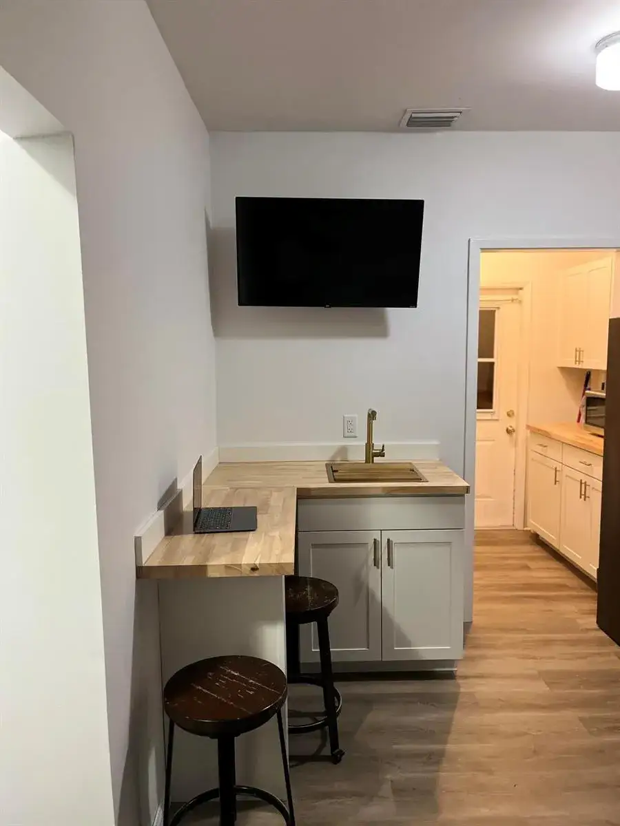 1 bedroom 1 bath Residential Lease for rent at 4491 Palm Breeze Trail, Wellington FL 33414