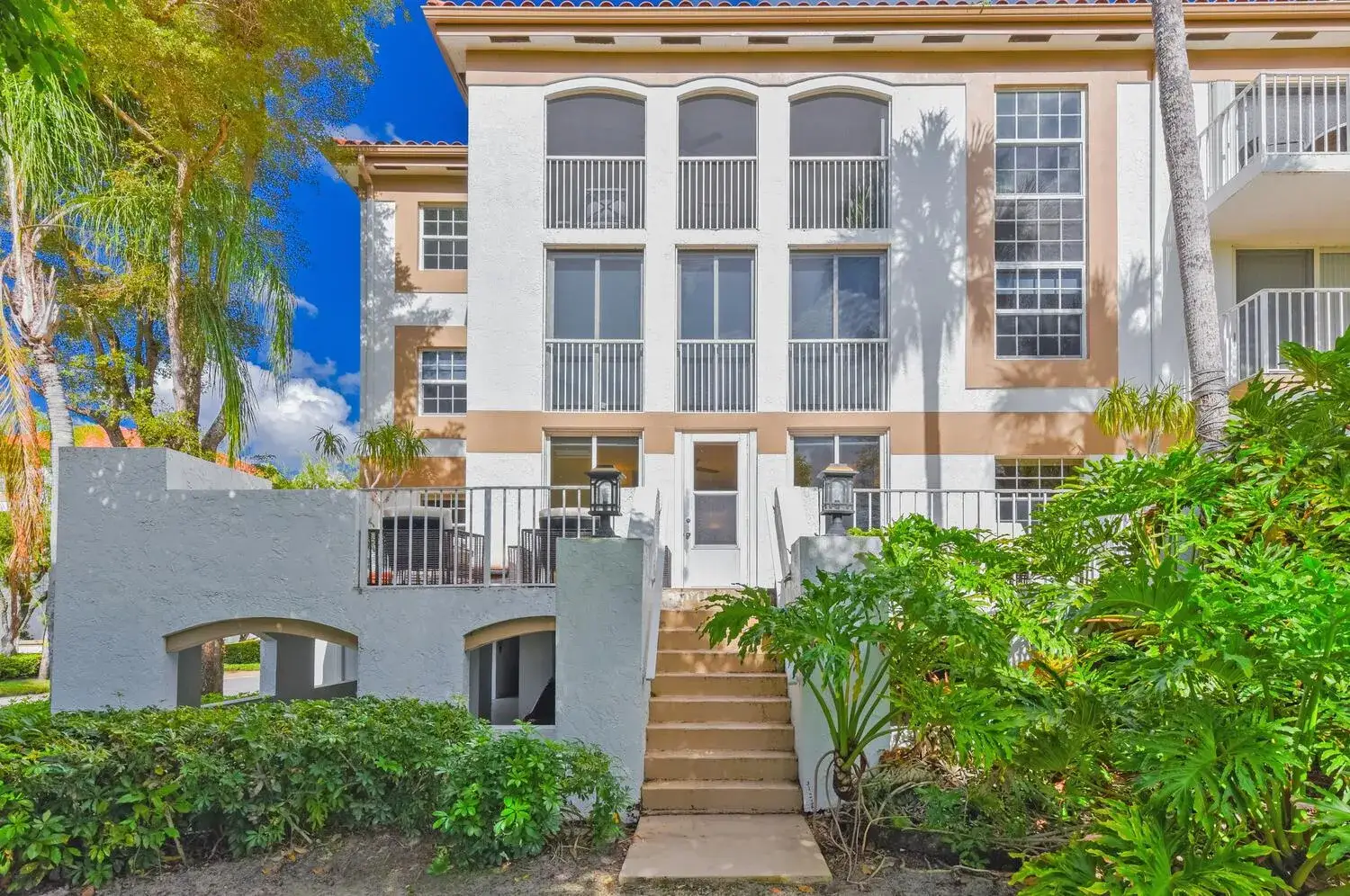 3 bedroom 2 bath Residential for sale at 7369 Orangewood Lane # 108, Boca Raton FL 33433