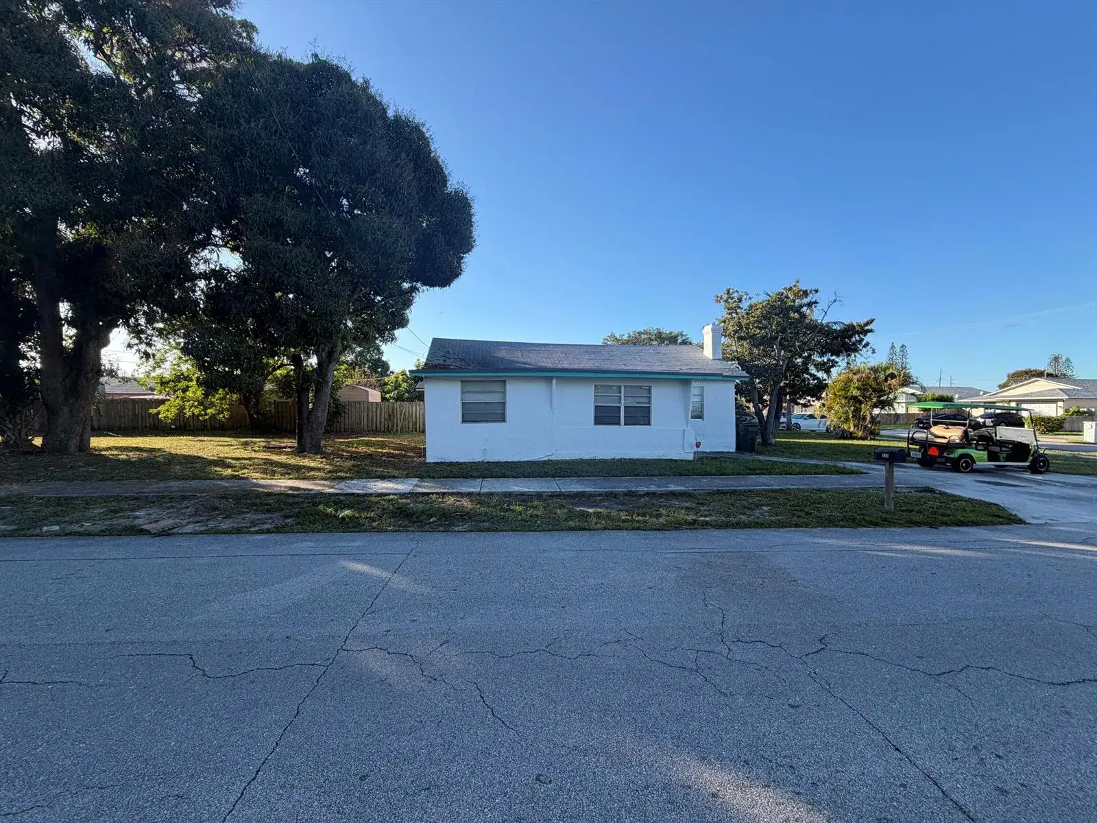 1 bath Residential for sale at 520 NW 3rd Street, Delray Beach FL 33444