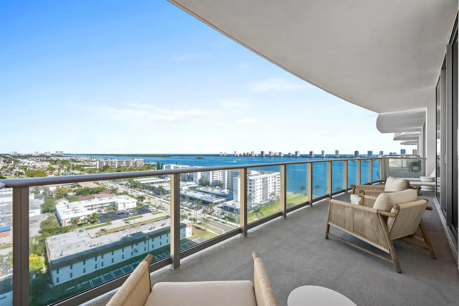 2 bedroom 2 bath Residential Lease for rent at 220 Lake Shore Drive # 1413, Lake Park FL 33403
