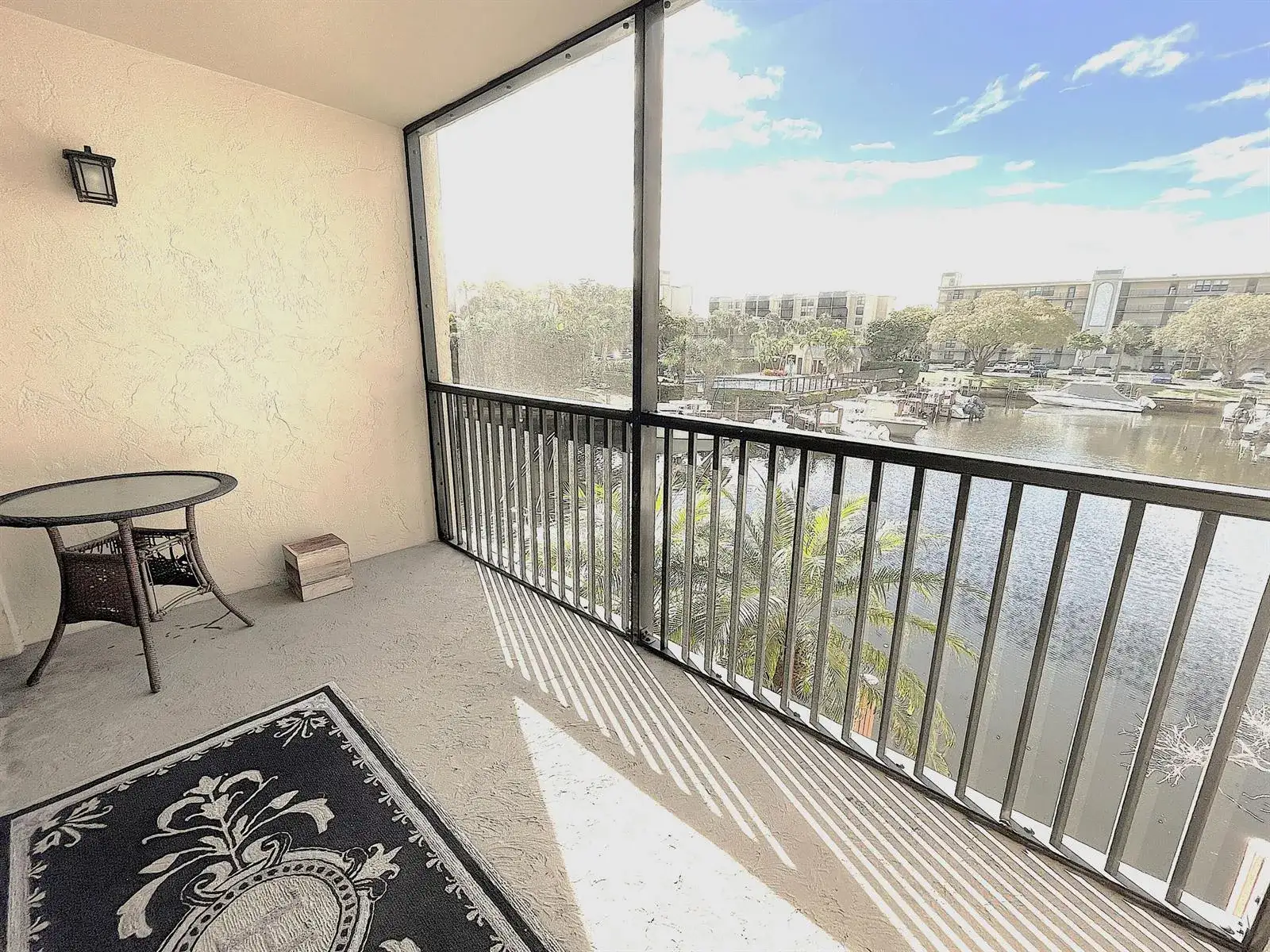 2 bedroom 1 bath Residential for sale at 3 Royal Palm Way # 205, Boca Raton FL 33432