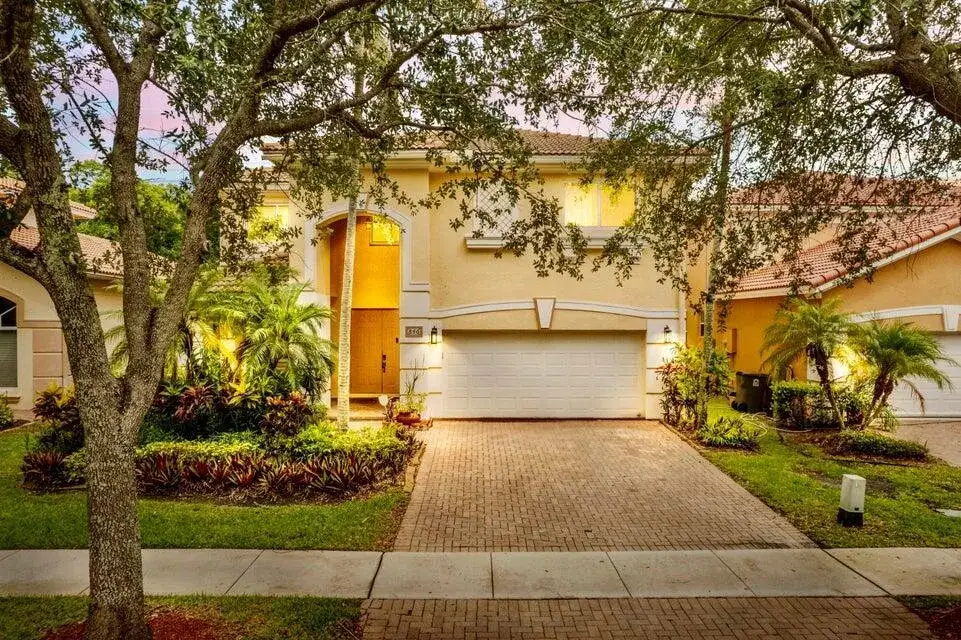 4 bedroom 2 bath Residential for sale at 846 Gazetta Way, West Palm Beach FL 33413