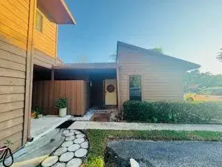 2 bedroom 2 bath Residential for sale at 6194 Pine Tree Lane # D, Tamarac FL 33319