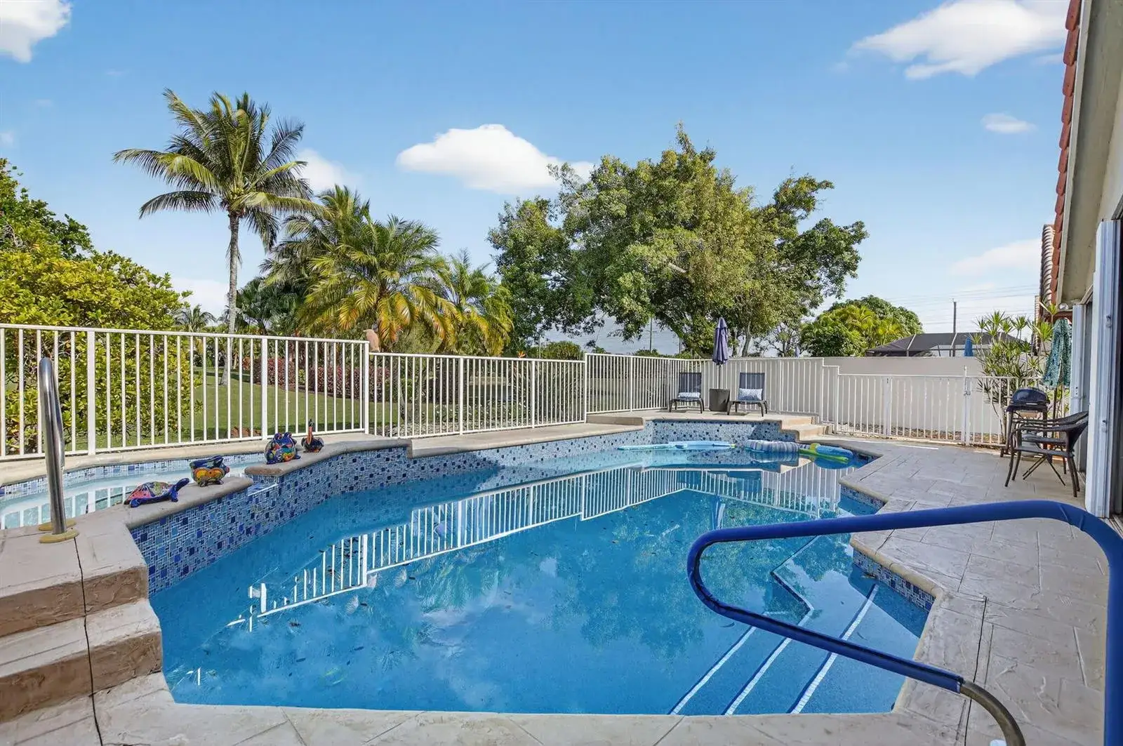 3 bedroom 3 bath Residential for sale at 11270 Clover Leaf Circle, Boca Raton FL 33428