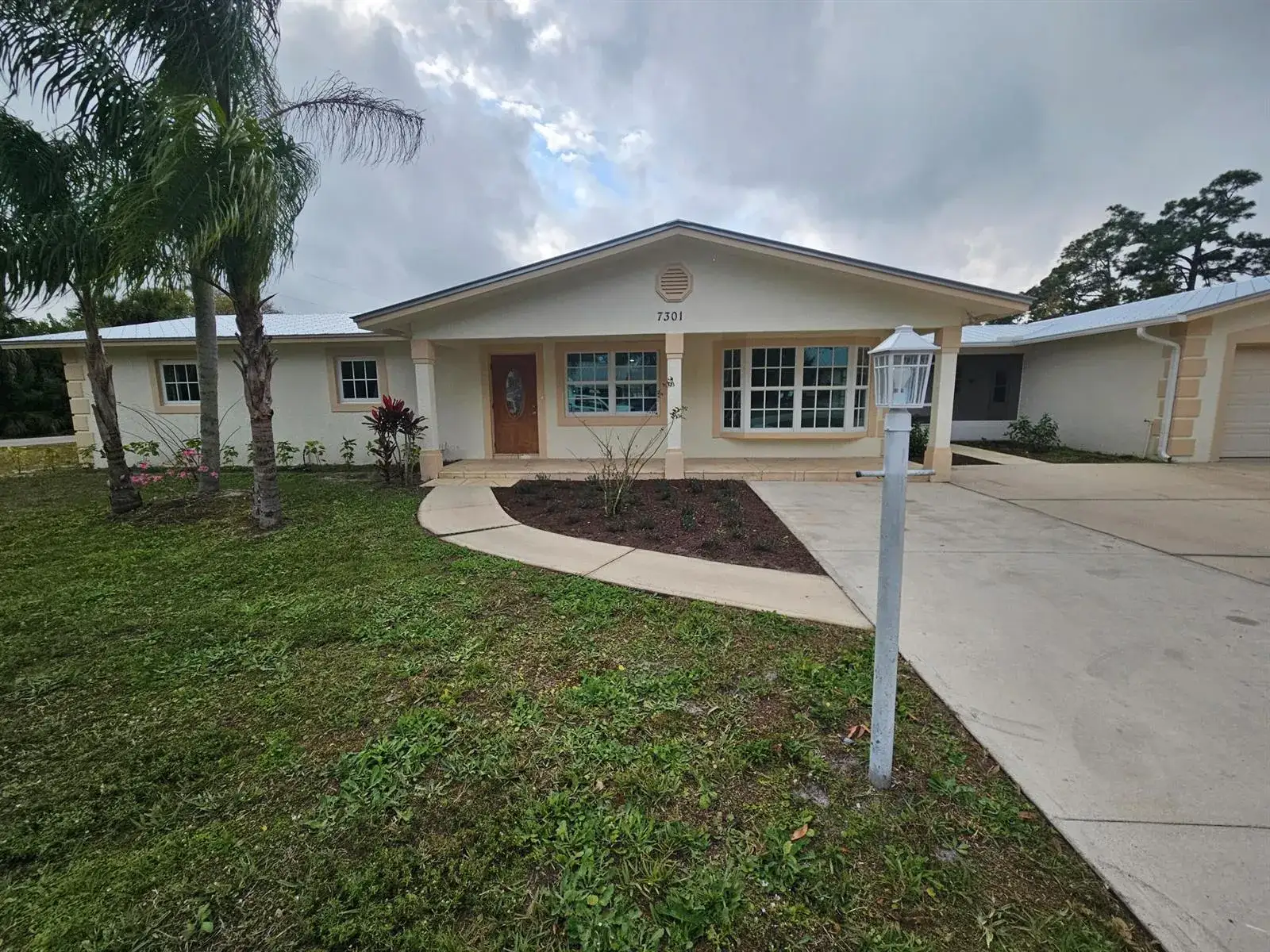 3 bedroom 2 bath Residential for sale at 7301 Cabana Lane, Fort Pierce FL 34951