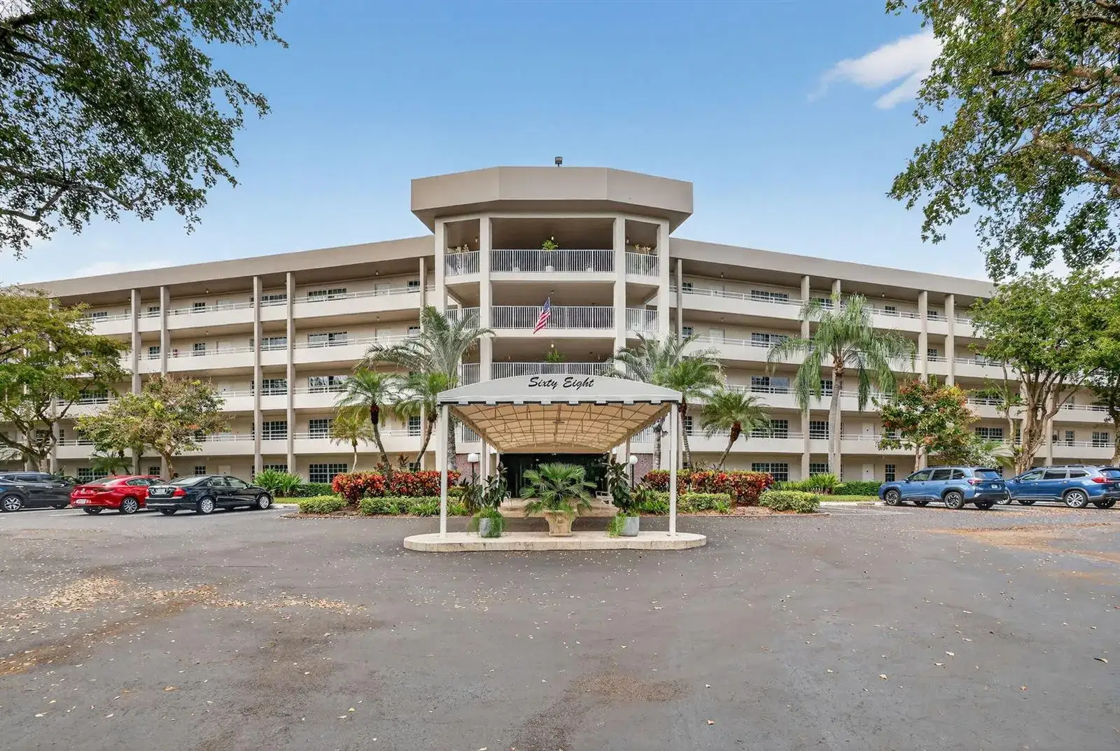 3 bedroom 2 bath Residential for sale at 545 Oaks Lane # 409, Pompano Beach FL 33069
