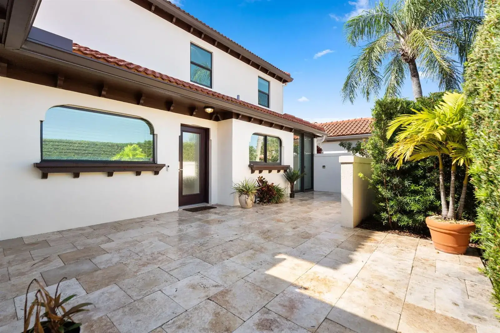 3 bedroom 2 bath Residential for sale at 1484 Via Del Sol, Jupiter FL 33477
