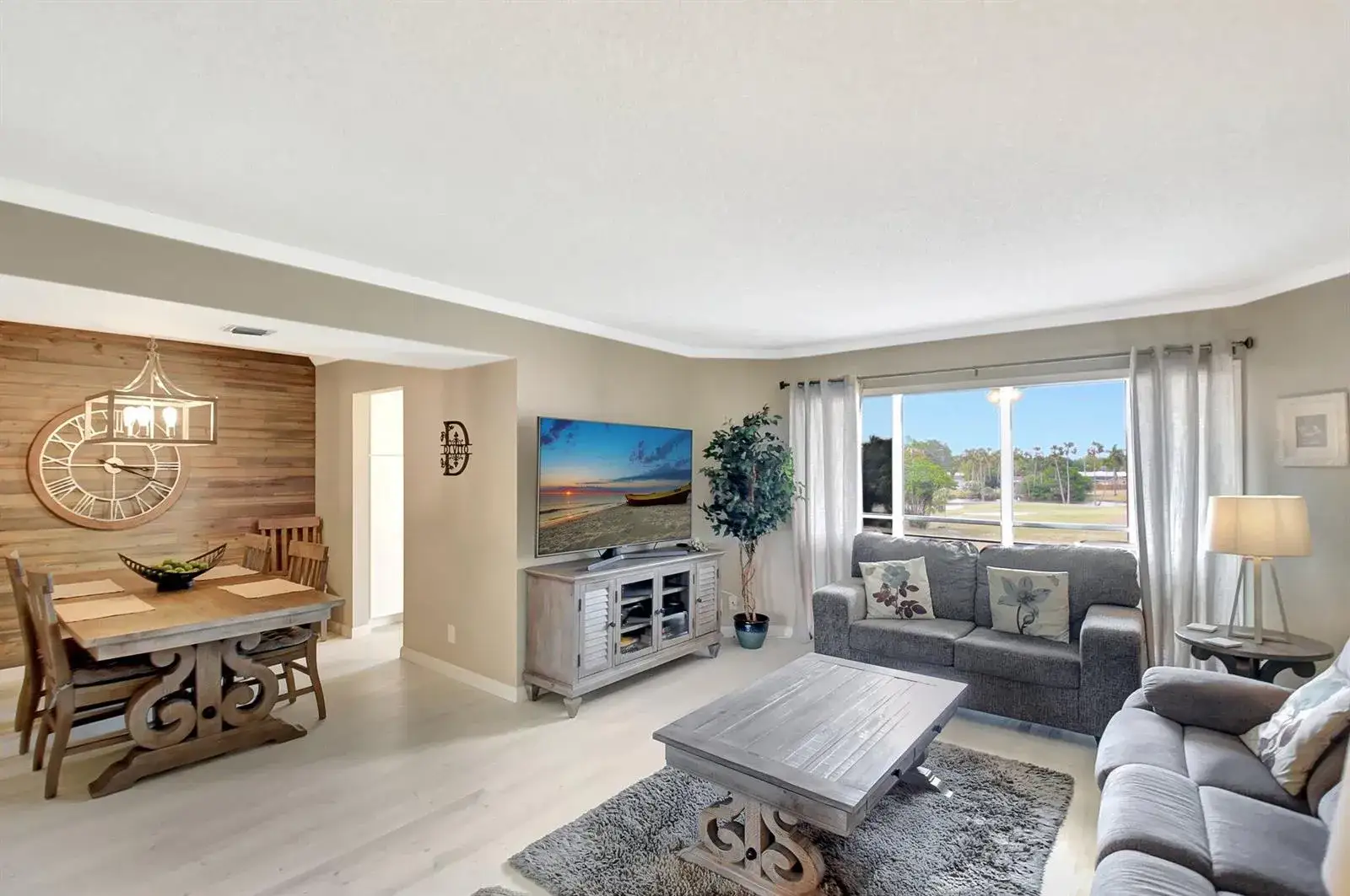 2 bedroom 2 bath Residential for sale at 3951 Via Poinciana # 415, Lake Worth FL 33467