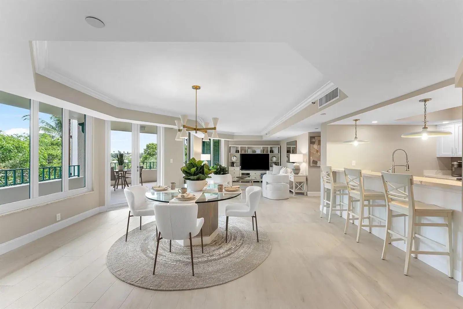 2 bedroom 2 bath Residential for sale at 100 SE 5th Avenue # 404, Boca Raton FL 33432