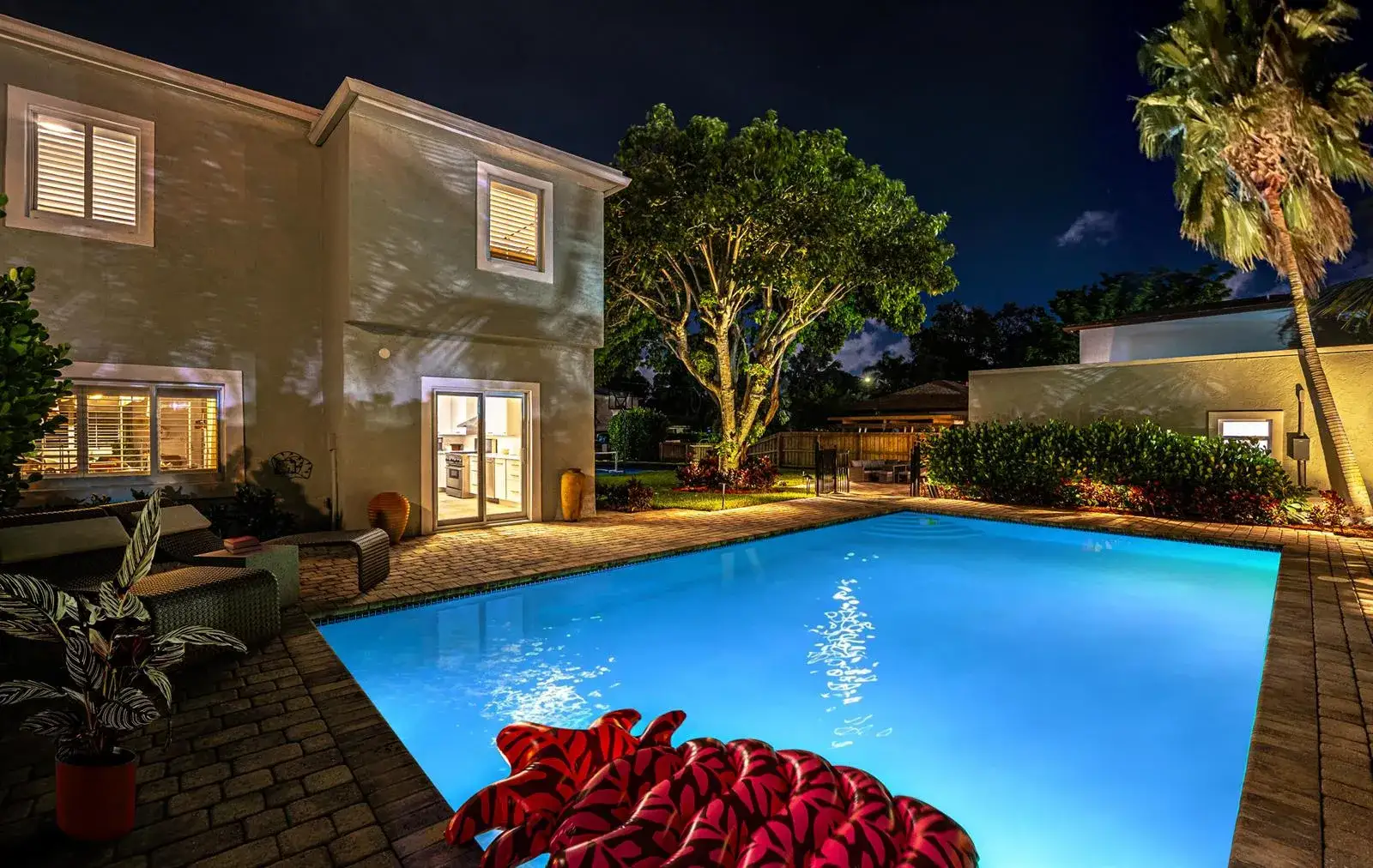 8 bedroom 5 bath Residential for sale at 921 Ortega Road, West Palm Beach FL 33405