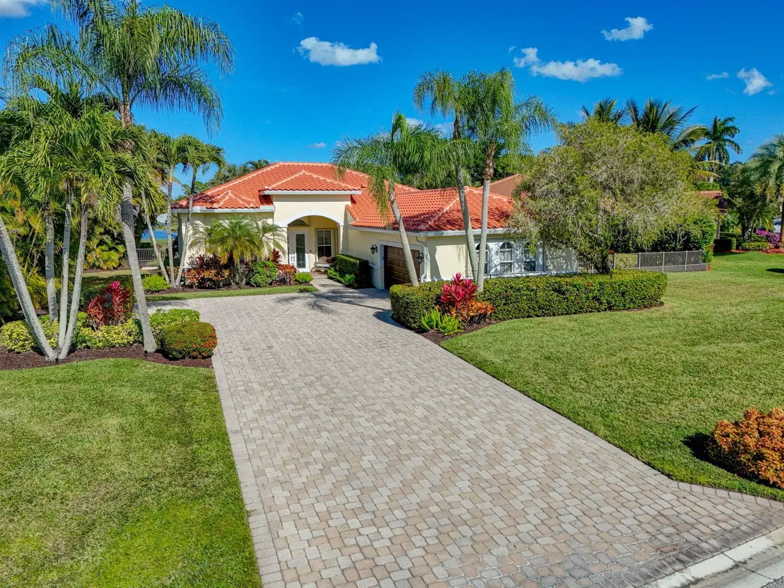 3 bedroom 2 bath Residential for sale at 7650 Preserve Drive, West Palm Beach FL 33412