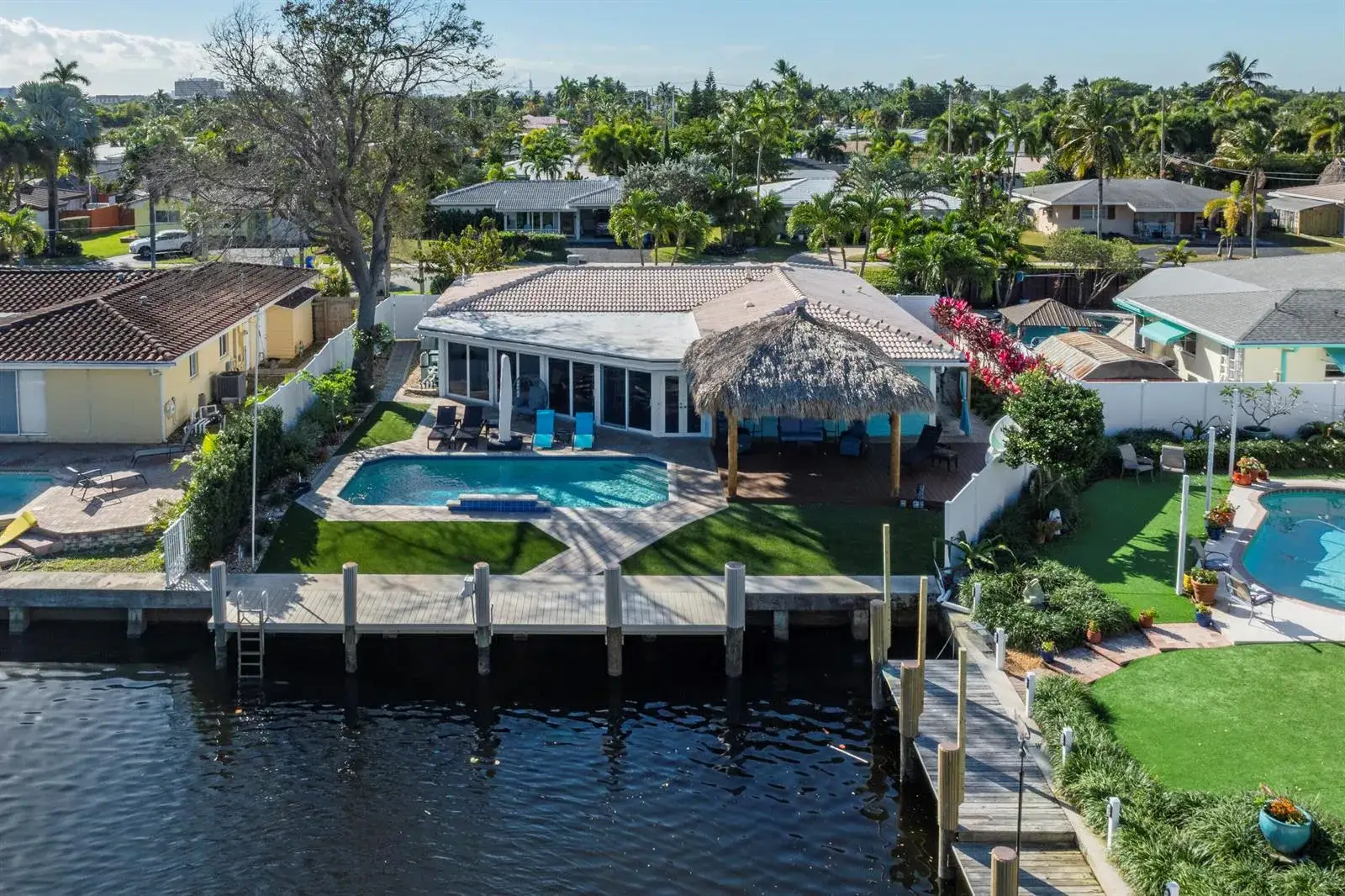 2 bedroom 2 bath Residential for sale at 521 SE 4 Court, Pompano Beach FL 33060