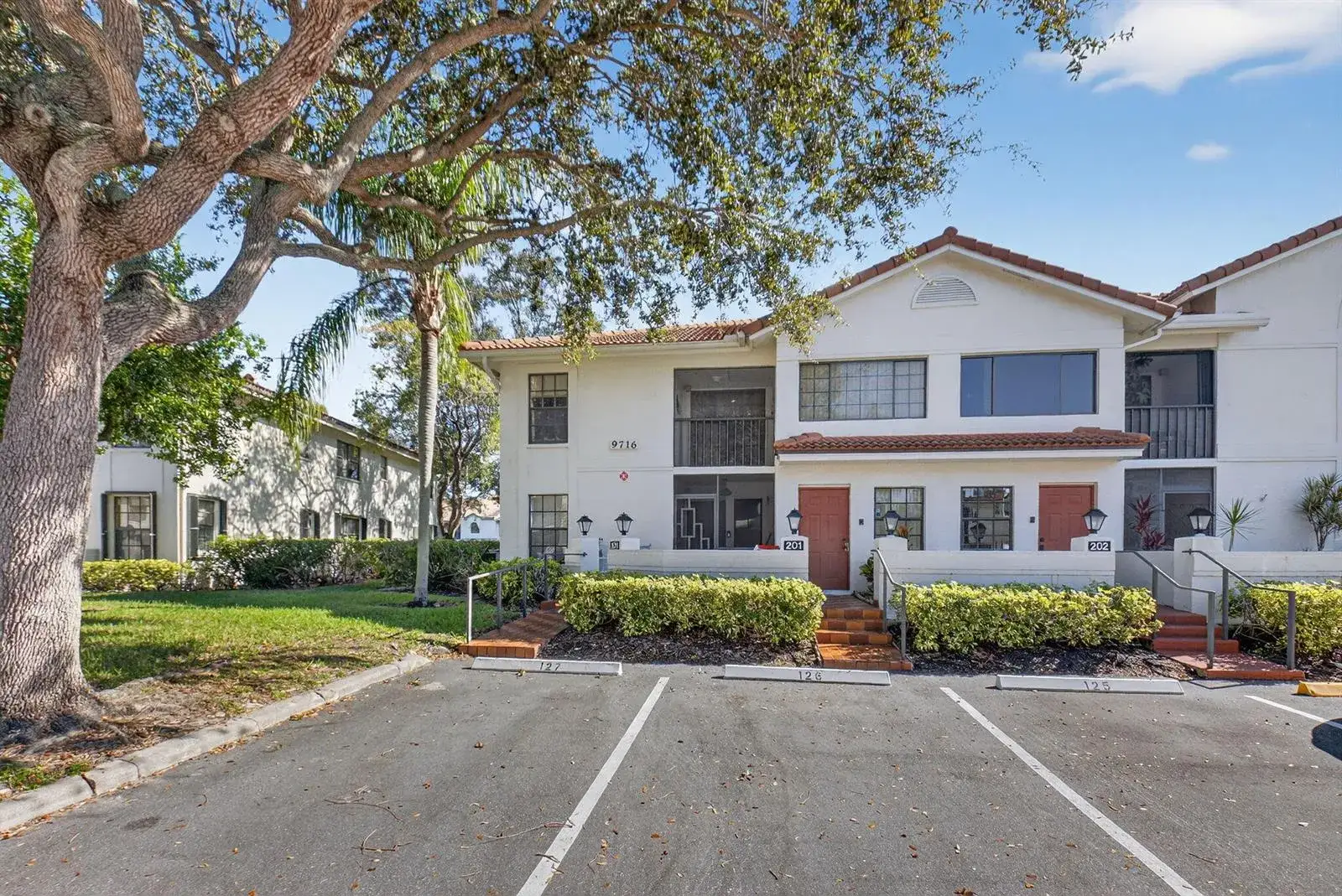 2 bedroom 2 bath Residential for sale at 9716 Sills Drive E # 201, Boynton Beach FL 33437