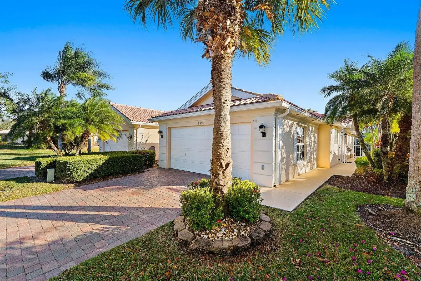 2 bedroom 2 bath Residential for sale at 8991 SE Eldorado Way, Hobe Sound FL 33455