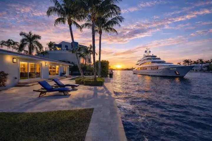 3 bedroom 3 bath Residential Lease for rent at 3018 NE 26th Street, Fort Lauderdale FL 33305