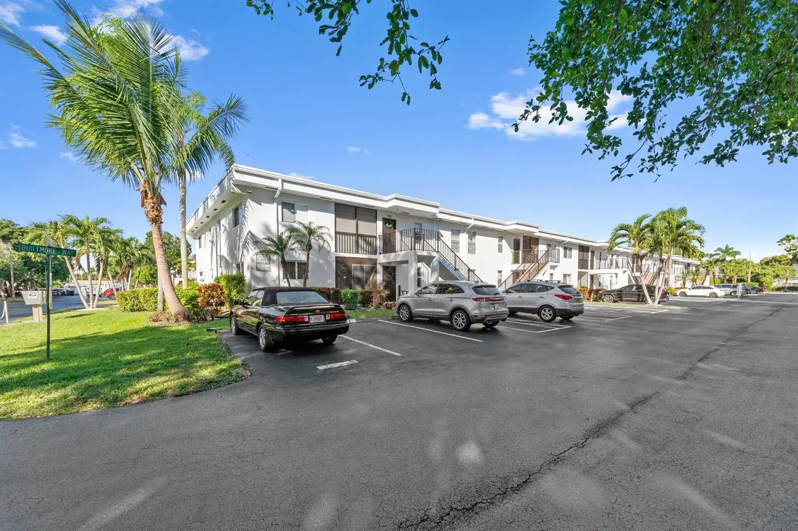 2 bedroom 2 bath Residential for sale at 14895 Builtmore Way # 107, Delray Beach FL 33446
