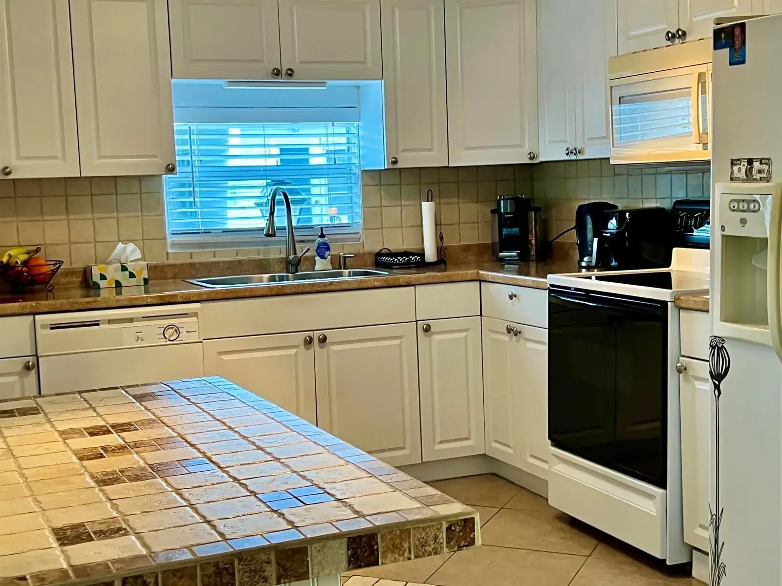 3325 South Street, Hollywood FL 33021