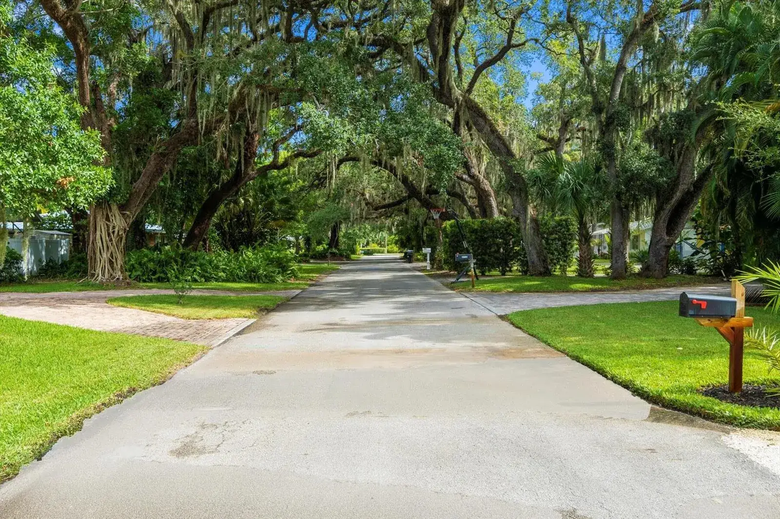 3 bedroom 2 bath Residential Lease for rent at 2706 10th Avenue, Vero Beach FL 32960