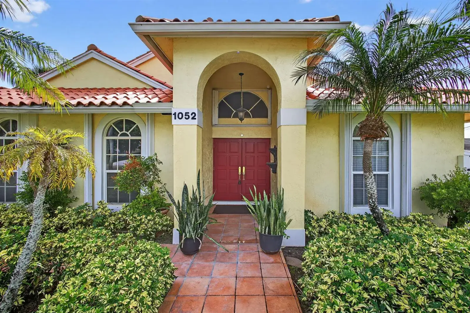 3 bedroom 2 bath Residential for sale at 1052 W Shore Drive, West Palm Beach FL 33406