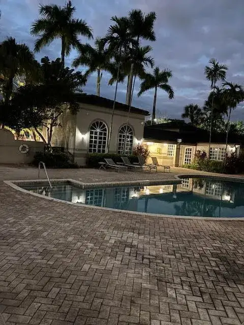 2 bedroom 2 bath Residential for sale at 9959 Nob Hill Place, Sunrise FL 33351