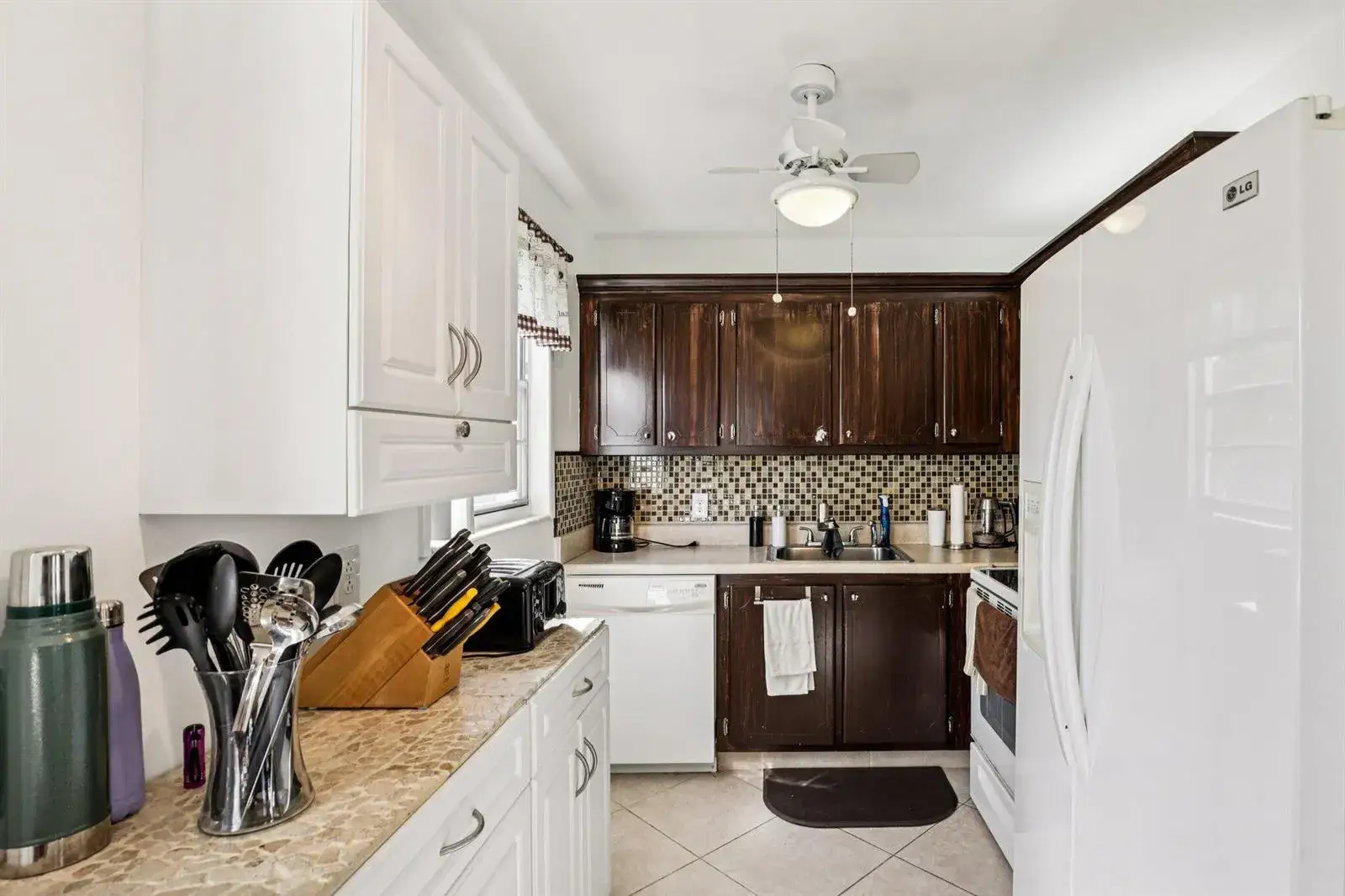 2 bedroom 1 bath Residential for sale at 104 Oakridge # H, Deerfield Beach FL 33442