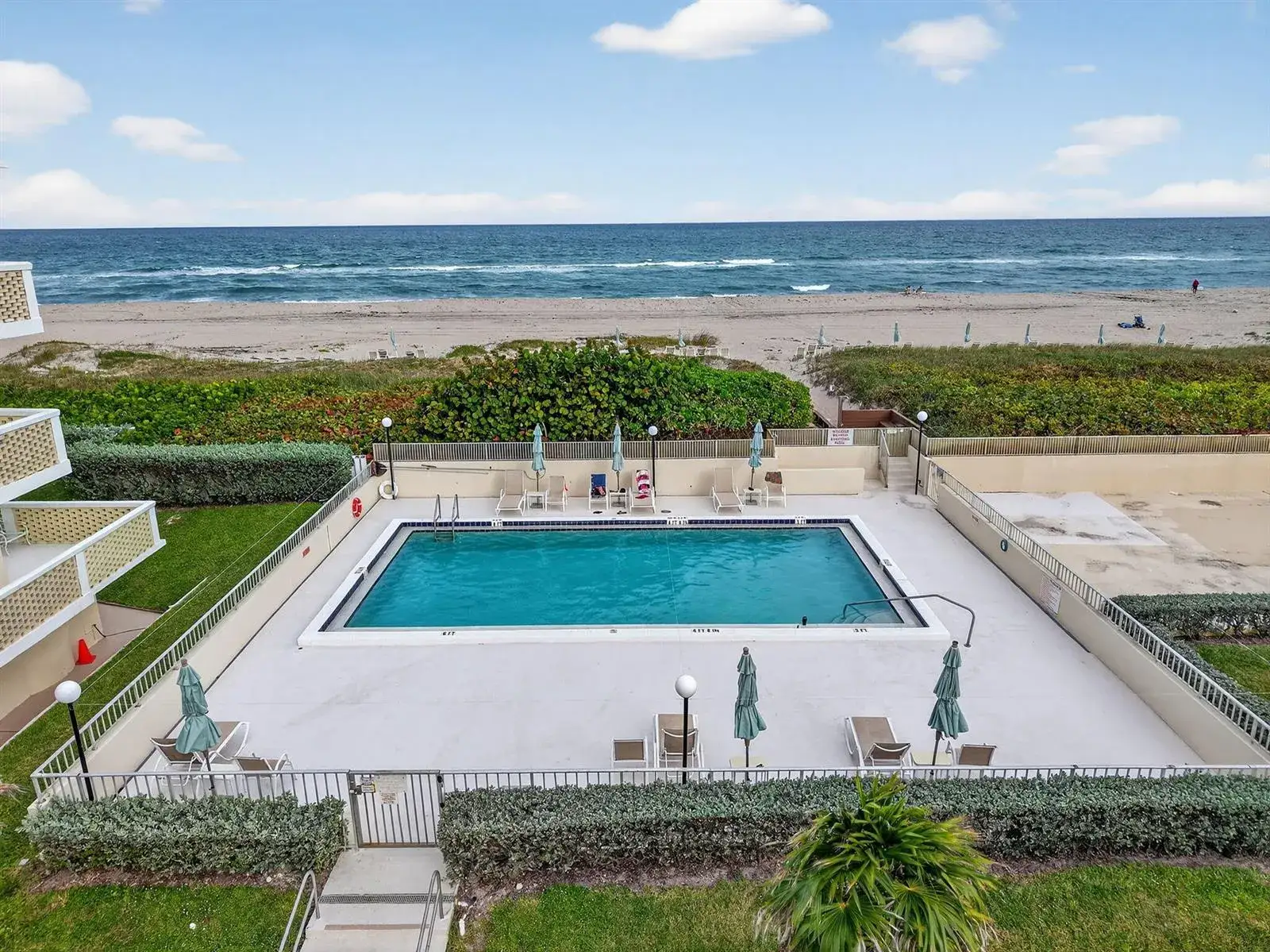 1 bedroom 1 bath Residential Lease for rent at 2565 S Ocean Boulevard # C, Palm Beach FL 33480